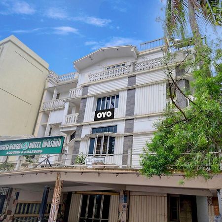 Hotel O Upasana Бхубанешвар Екстериор снимка