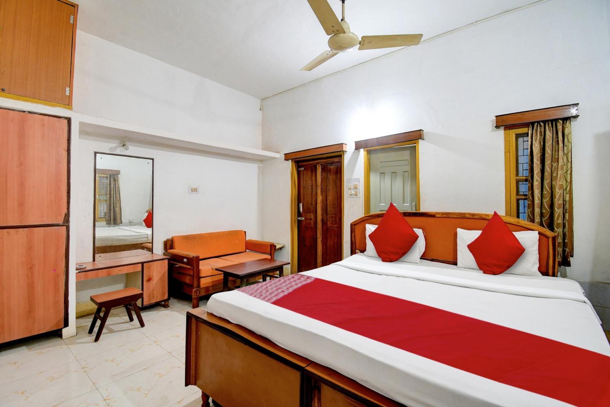 Hotel O Upasana Бхубанешвар Екстериор снимка